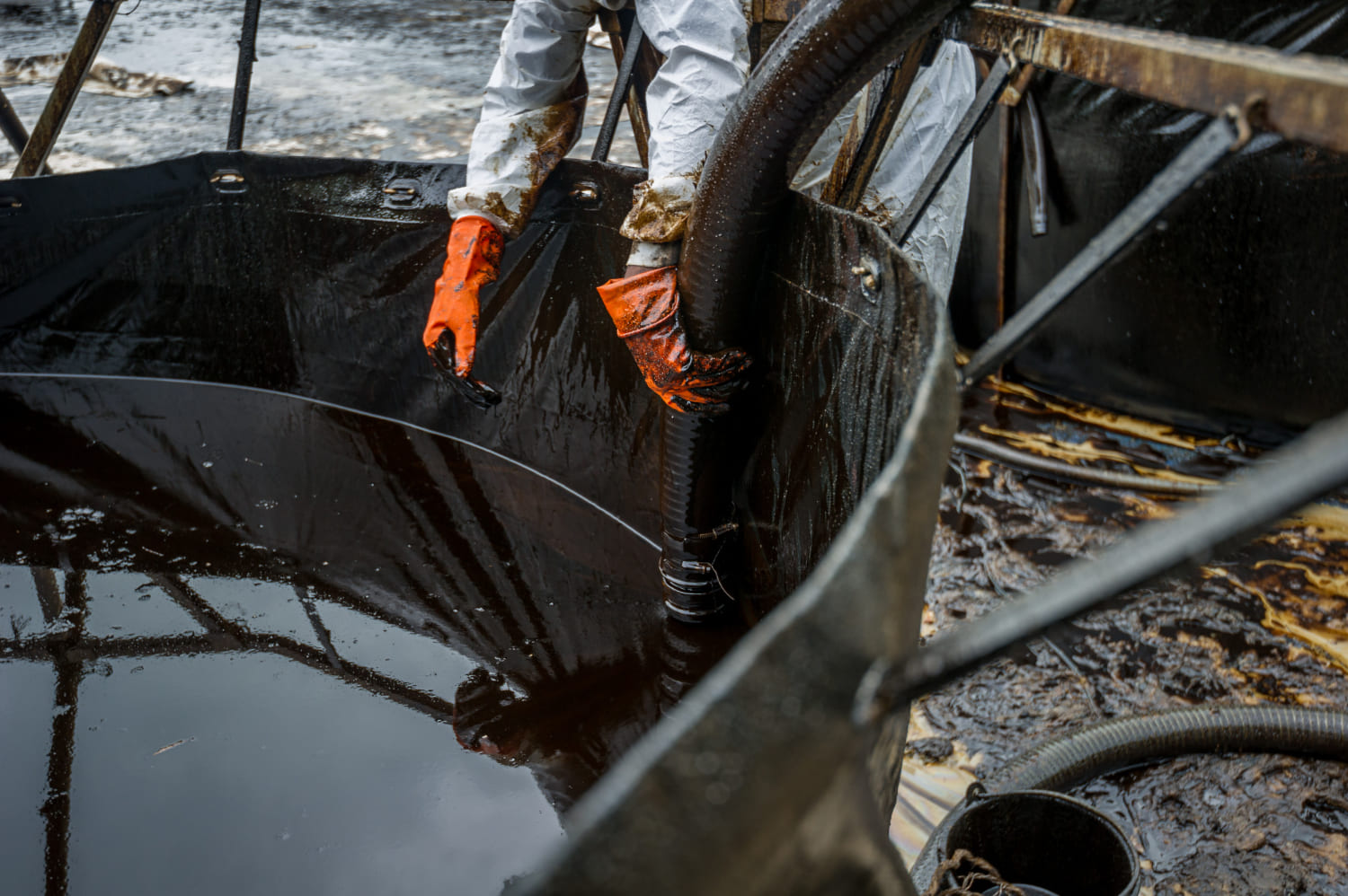 Очистка емкостей от мазута